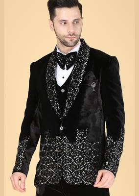 Black 5 pc embroidered designer tuxedo suit for men 4