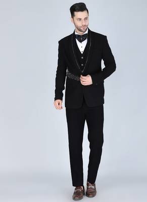 Black 5 pc metal embroidered tuxedo suit for men 1