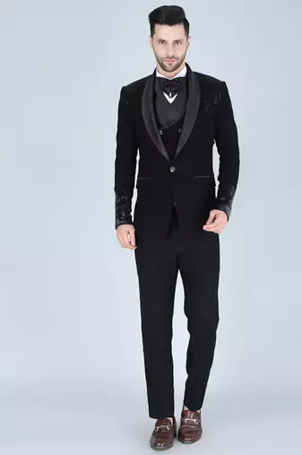 Black 5 pc embroidered designer tuxedo suit for men