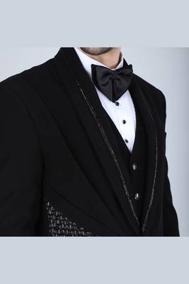 Black 5 pc metal embroidered tuxedo suit for men 5