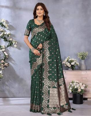 Green color gala weaving blended silk blend saree with blouse 1