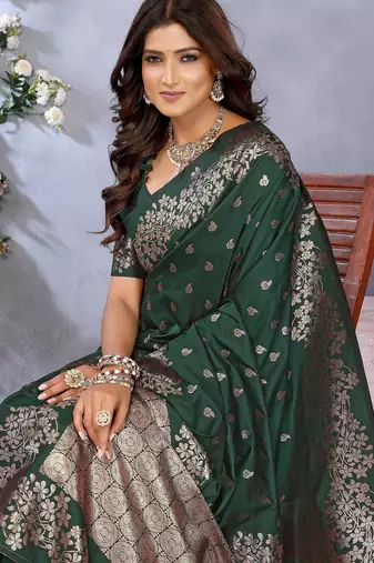 Green color gala weaving blended silk blend saree with blouse