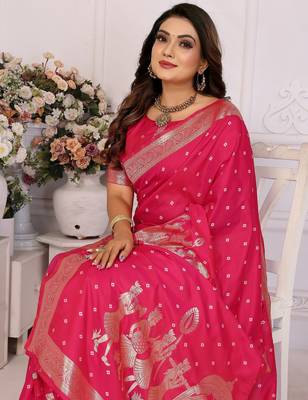 Pink color bandhej weaving kochi blended silk blend saree with blouse 2