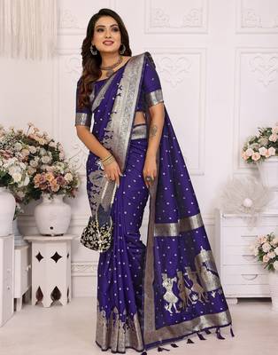 Blue color bandhej weaving kochi Blended silk blend saree with blouse 3