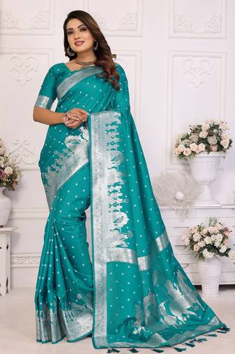 Sky blue color bandhej weaving kochi blended silk saree with blouse
