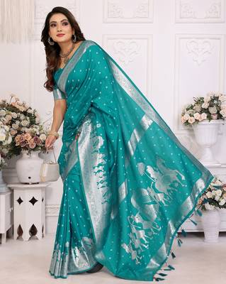 Sky blue color bandhej weaving kochi blended silk blend saree with blouse 4