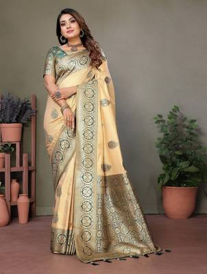 Green color viscose Blended silk blend weaving butties saree with blouse 1