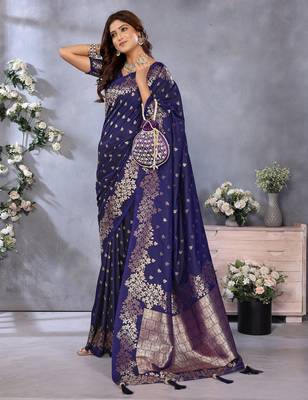 Navy color gala weaving Blended silk blend saree with blouse 2