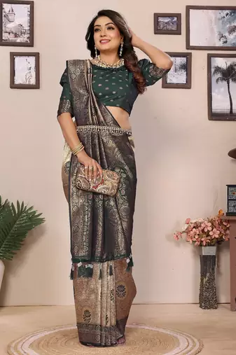 Green color zari weaving handloom Blended silk blend saree with blouse