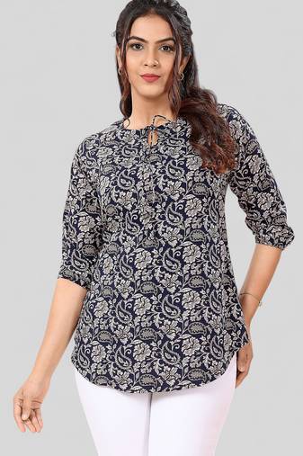 Saree swarg poly crepe printed short kurti
