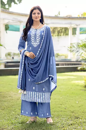 Women Salli Pure Cotton Regular Hand & Threadwork Kurta With Trousers & With Dupatta