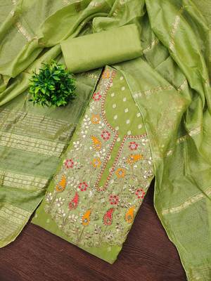 green weaving embroidery & fancy border simmer jacquard dress material 3