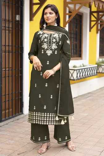 Women Salli Pure Cotton Regular Hand & Threadwork Kurta With Trousers & With Dupatta