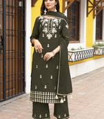 Women Salli Pure Cotton Regular Hand & Threadwork Kurta With Trousers & With Dupatta