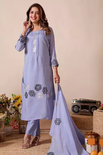 Women Thread Work Mal Chanderi Straight Kurta With Trousers & Dupatta