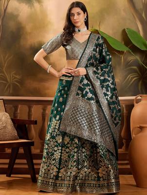 Women'S Green Colour Banarasi Jacquard Weaving Flaired Lehenga Choli 1