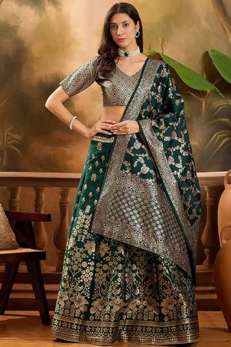 Women'S Green Colour Banarasi Jacquard Weaving Flaired Lehenga Choli