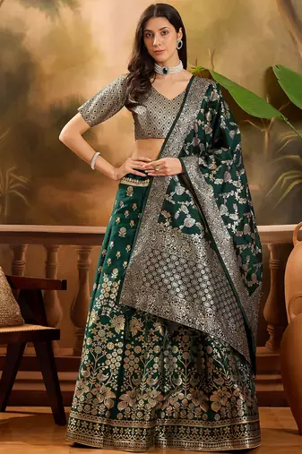Women'S Green Colour Banarasi Jacquard Weaving Flaired Lehenga Choli