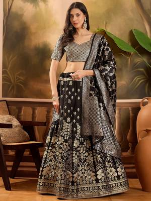 Women'S Black Colour Banarasi Jacquard Weaving Flaired Lehenga Choli 3