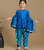 Blue embroidered chanderi kurta set