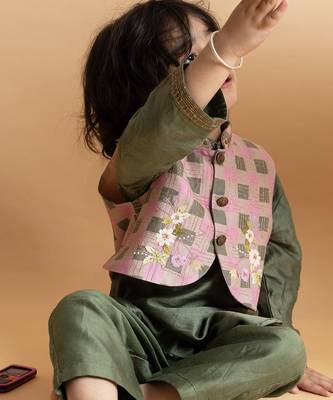 Green embroidered chanderi nehru jacket set 3