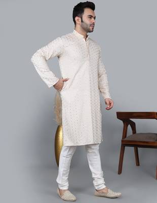 cream cotton silk kurta with chikankari work 3