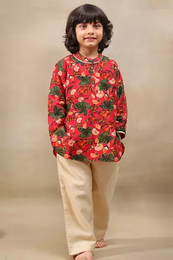 Red printed chanderi kurta set