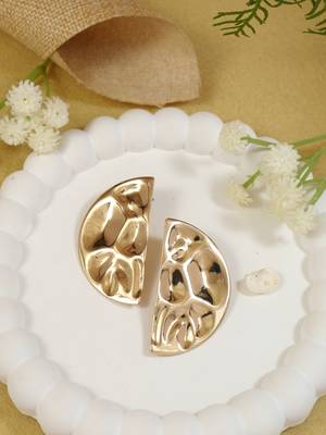 Fashion latest stylish trendy lightweight earrings for women 1