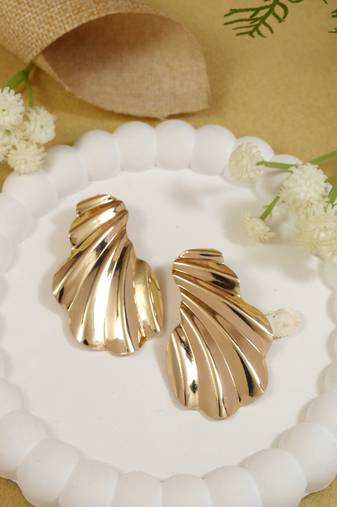 Fashion latest stylish trendy lightweight earrings for women