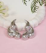 Fashion latest stylish trendy lightweight earrings for women