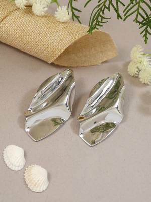 Fashion latest stylish trendy lightweight earrings for women 1