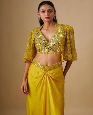 Yellow embroidered satin cape set 2