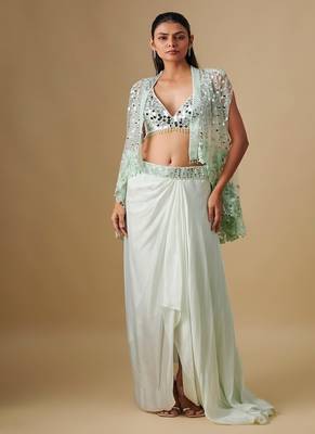 Green embroidered satin cape set 1