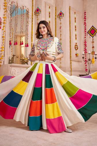WHITE KUTCHI EMBROIDERED & MIRROR WORK VISCOSE COTTON TRADITIONAL NAVRATRI GARBA FESTIVAL STITCHED LEHENGA CHOLI JACKET