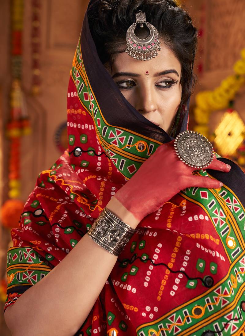 MULTICOLOR PRINT FOIL work EMBROIDERED COTTON STITCHED LEHENGA CHOLI