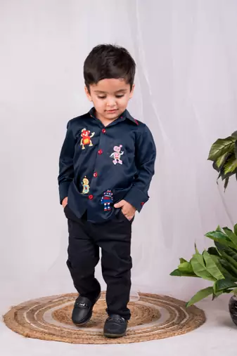Blue embroidered cotton shirt