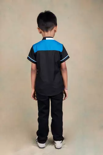 Multicolor embroidered cotton shirt