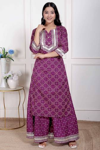 Doriyaan women cotton magenta gota work kurta with flared palazzo