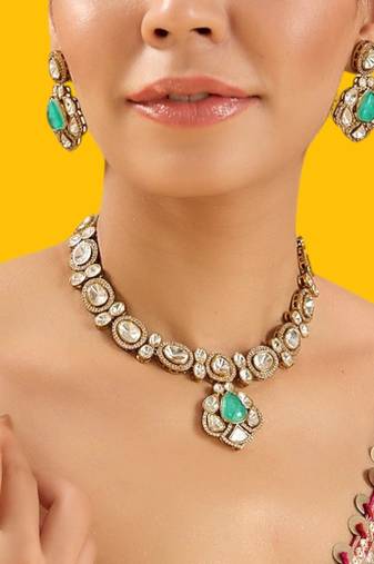 Gold plated blue stone kundan necklace set