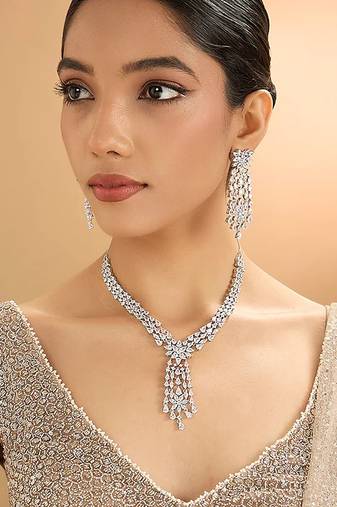 Silver plated necklace set