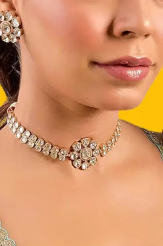 Gold plated kundan choker necklace set