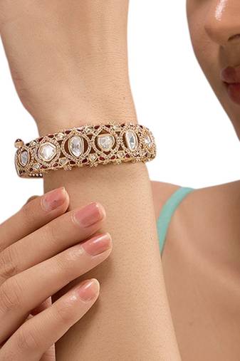 Gold plated red stone kundan bangle