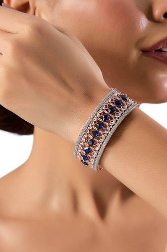 Two Toned kundan blue stone Bangle