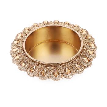 Traditional beautiful round and oval shape brass gold plated festival decorative deep / diya 1