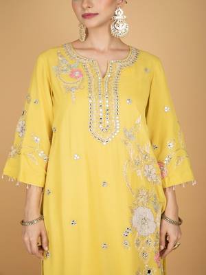 Yellow floral embroidered georgette kurta set 2