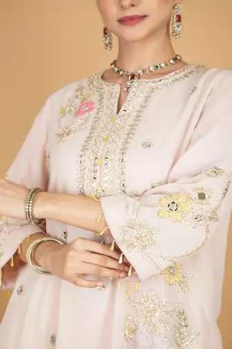 Ivory floral embroidered georgette kurta set