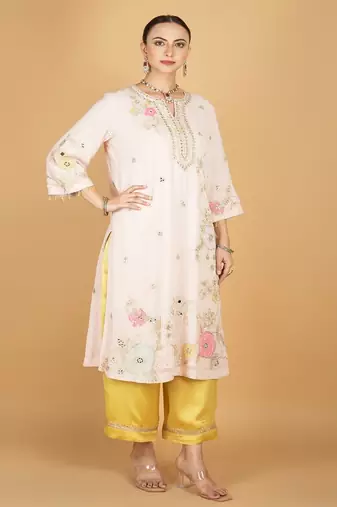 Ivory floral embroidered georgette kurta set