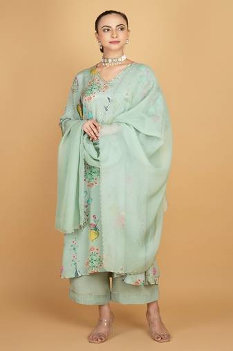 Green floral printed crepe kurta set
