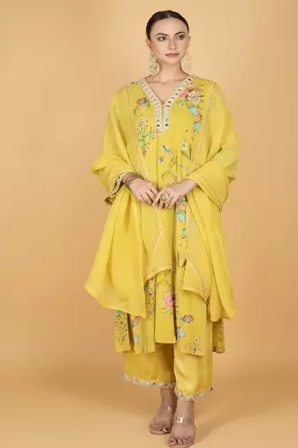 Yellow floral printed crepe kurta set