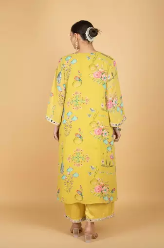 Yellow floral printed crepe kurta set